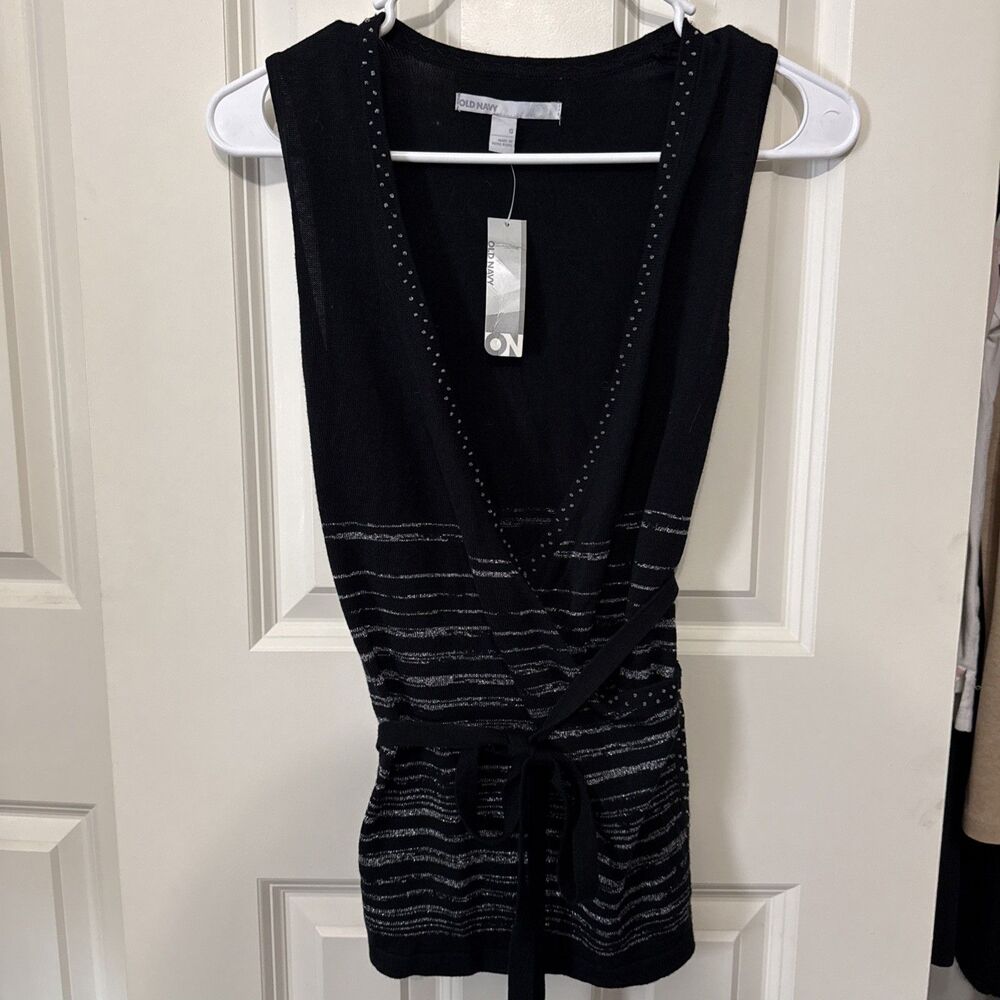 Old Navy Size Small Sweater Vest Wrap New With Tags Black Metallic Silver